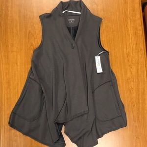 NWT Calvin Klein gray performance vest